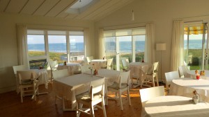 Salle à manger de Havre-sur-Mer avec vue sur ... la mer © David Lang