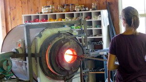 The glass piece is heated and molded in this big oven at La Méduse © David Lang