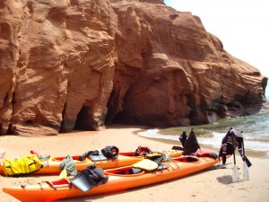 Le kayak de mer aux Îles de la Madeleine: un incontournable © Vert et Mer