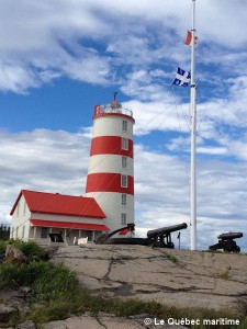Le phare de Pointe-des-Monts près de Baie-Trinité