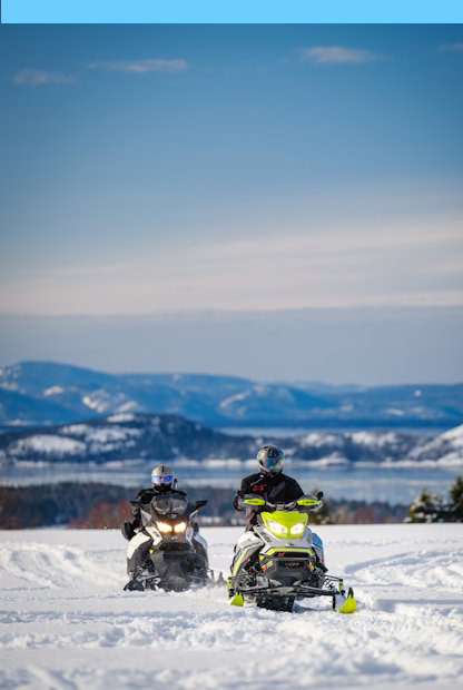 Snowmobilers in Notre-Dame-du-Portage in Bas-Saint-Laurent