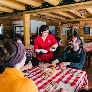 Snowmobilers at Domaine Valga in Bas-Saint-Laurent