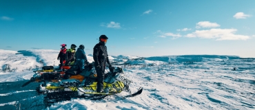 Excursions guidées à motoneige dans l’est du Québec