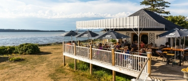 Enjoy a Bite to Eat in the Patio Restaurants of Eastern Québec!