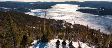 6 étapes pour préparer votre voyage à motoneige au Québec maritime