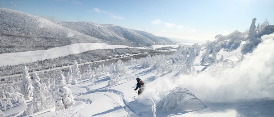 Sports de glisse hors piste dans les Chic-Chocs