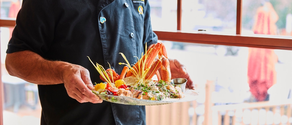La Galouïne Auberge & Restaurant, Tadoussac - Crédit photo : TQ/Dominique Lafond Au large de la Côte-Nord... une mer de saveurs!