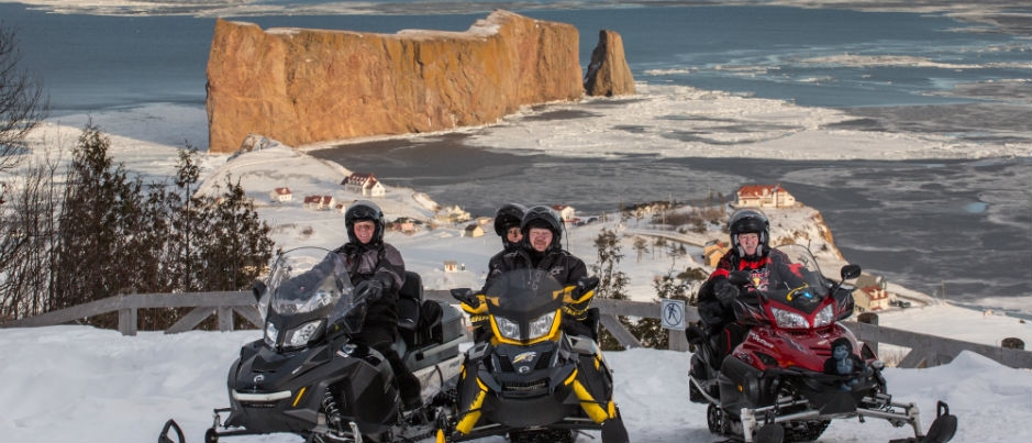 L’est du Québec à motoneige : 8 panoramas à ne pas manquer!