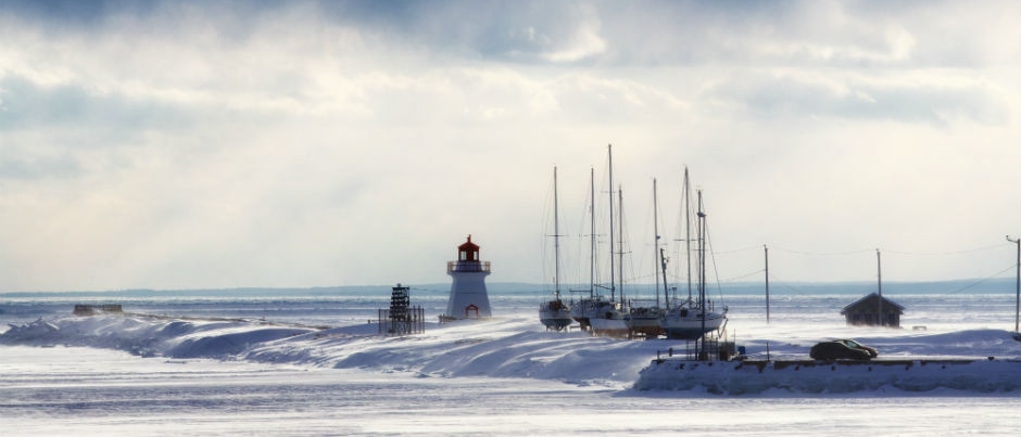 Le phare de Bonaventure en hiver - Crédit photo : Studio du Ruisseau 3 raisons de visiter les régions du Québec maritime en hiver