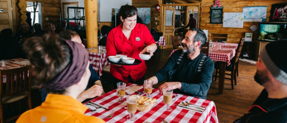 Where to Eat on a Snowmobile Trip in Eastern Québec