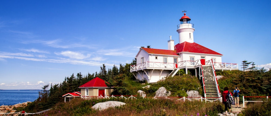 Pot-à-l'Eau-de-Vie Lighthouse - Photo Credit: Nicolas Gagnon / Tourisme Bas-Saint-Laurent Explore the Islands of Bas-Saint-Laurent