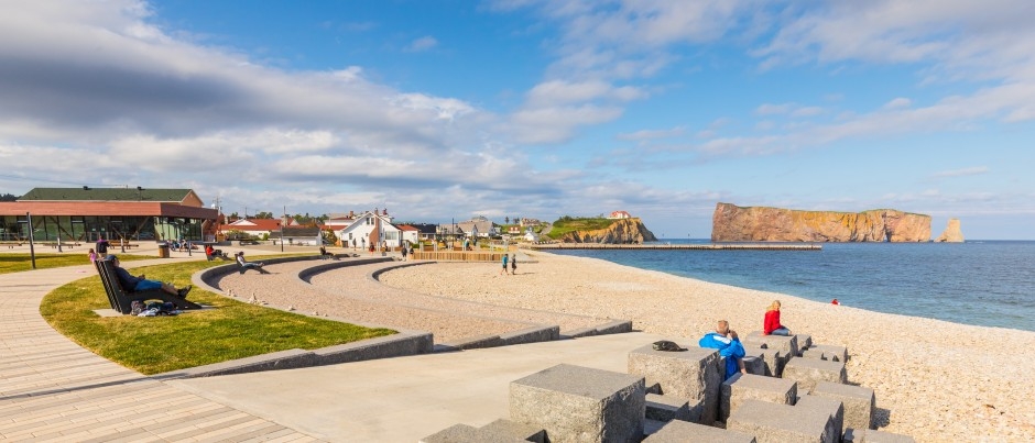 Percé: An Early-Season Stay Between Sea and Cliffs