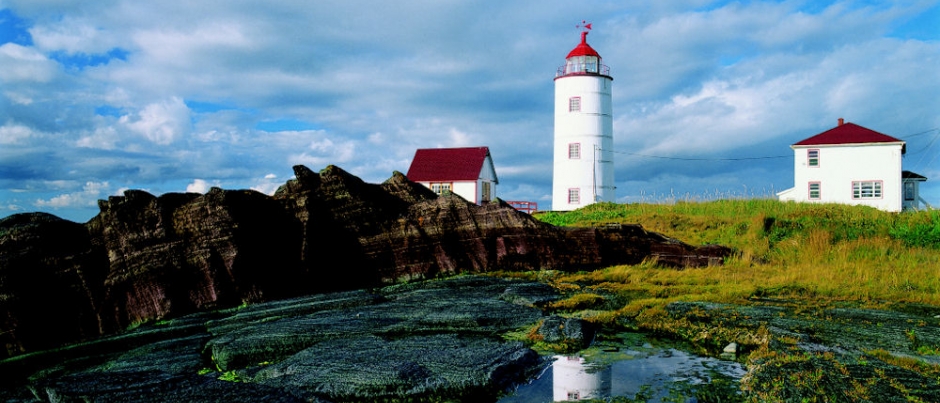 Île Verte Lighthouse - Photo Credit: Claude Bouchard L'Île-Verte Ferry: Discover an Oasis of Peace and Tranquility