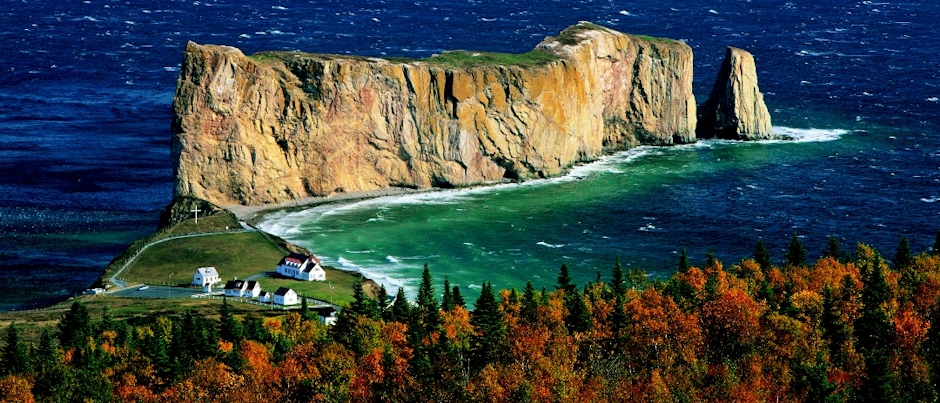 Percé Rock in the fall - Photo Credit: Claude Bouchard Get Ready for Fall, the Most Colourful Season in the Maritime Regions of Québec