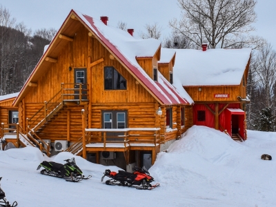 Domaine Valga Snowmobile Package