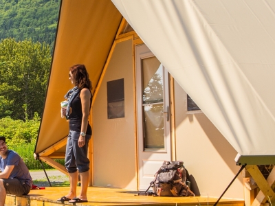 Du confort en camping? L’oTENTik est la solution!